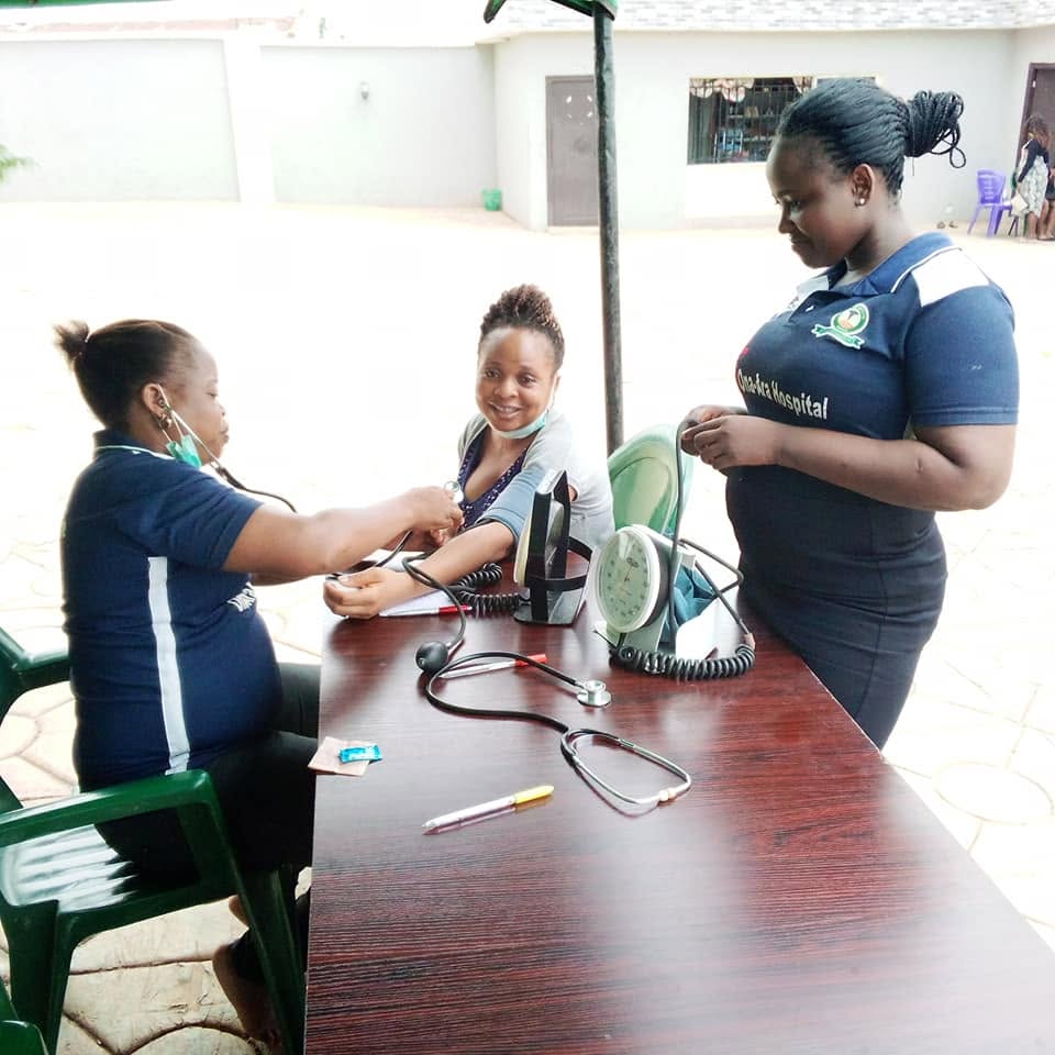 Ona-Ara Hospital nurses providing on-site consultations